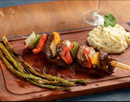 MADEIRA BRAZILIAN STEAKHOUSE · Fotografía 3